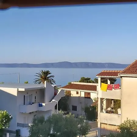 Vila Kamena 49 *